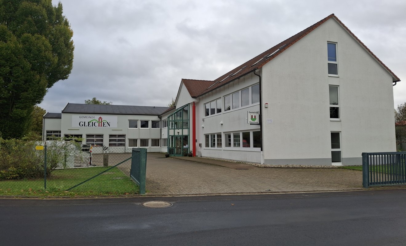 Gemeinde-Verwaltung und Bauhof